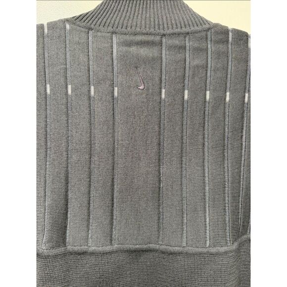 BNWT Nike Every Stitch Considered SS25 Mock Neck Knit Sweater Gray - Picture 4 of 6